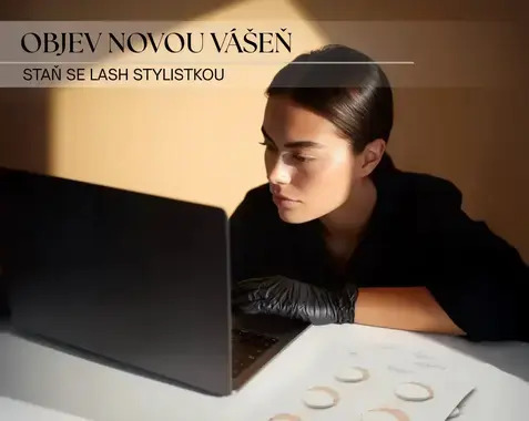 Objev novou vášeň! Zjisti, jak začít kariéru stylistky řas!