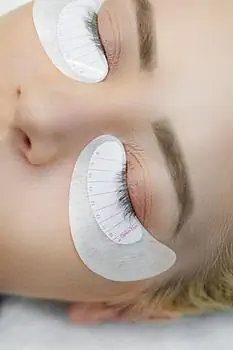 Profesionální samolepky Lash Map – nezbytná podpora pro stylistky řas