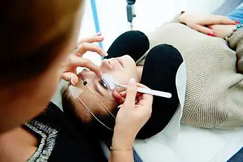 Profesionální samolepky Lash Map – nezbytná podpora pro stylistky řas