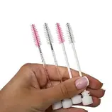 Kartáček na řasy v ochranné tubě 3