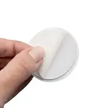 Samolepící držák kapek lepidla 4