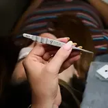 Pinzeta na řasy Noble Volume PRO 4 - L, 85° 3