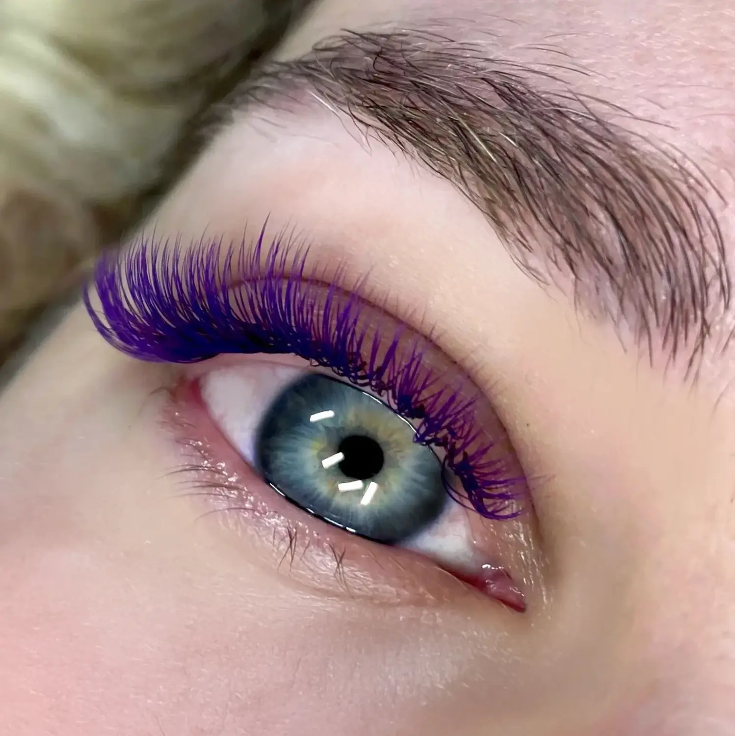 Fialové řasy Mega Volume