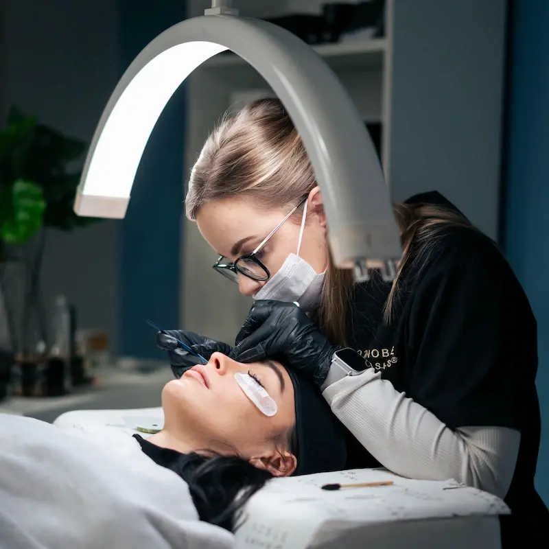 Zákrok stylingu řas