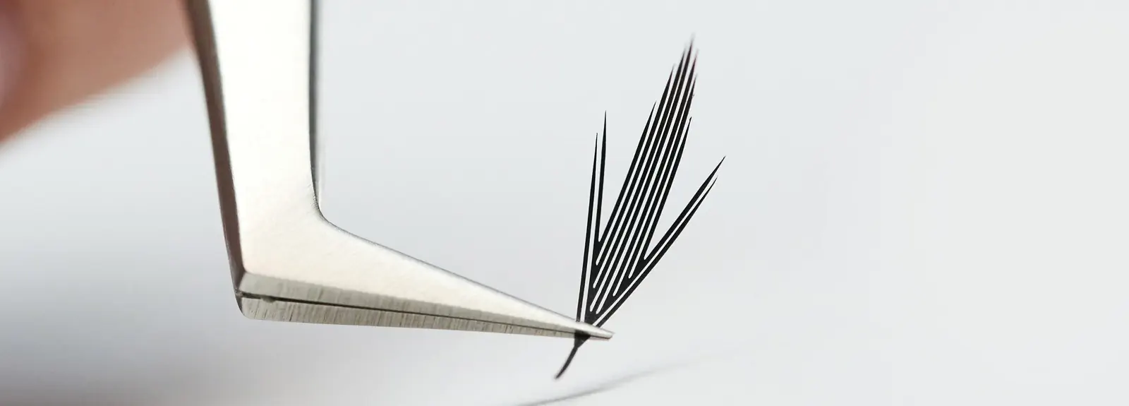 Jak správně aplikovat anime lashes krok za krokem?